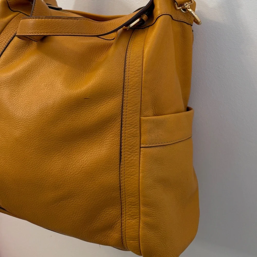 Stunning Presa Pebbled Leather Handbag in Vibrant Honey/Mustard Tone